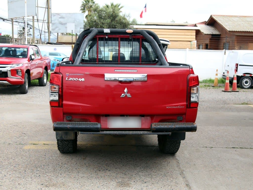 Mitsubishi L200 Katana Crt año 2023