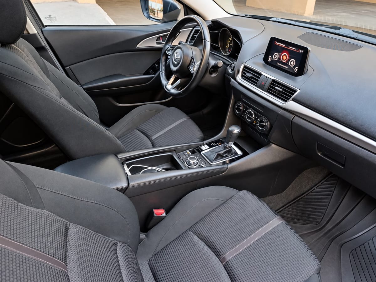 Mazda Mazda 3 Sport Hb año 2019