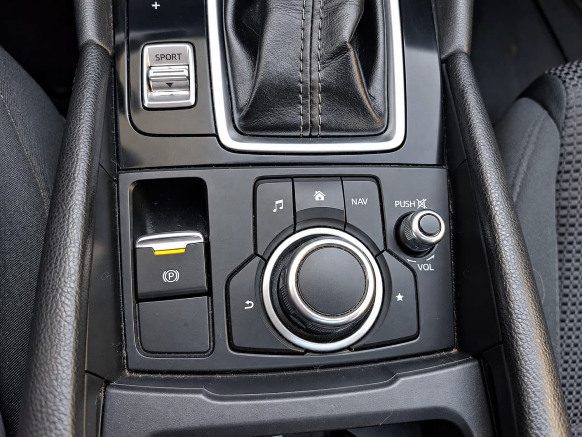 Mazda Mazda 3 Sport Hb año 2019