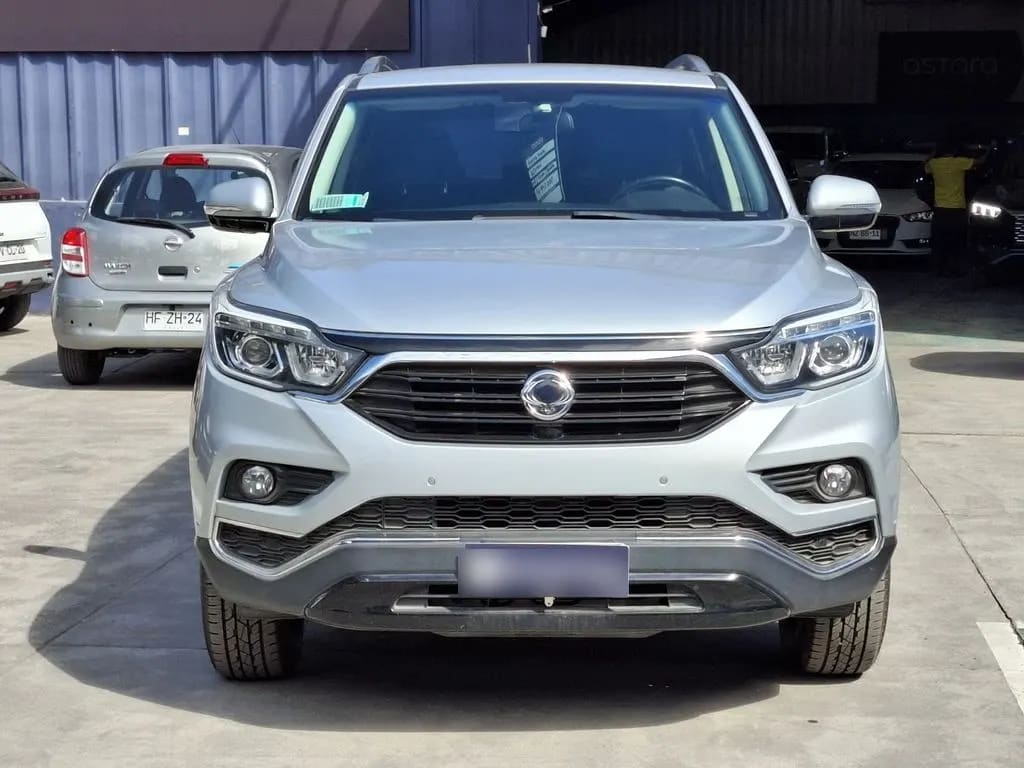 Ssangyong Rexton At 2.2 año 2018