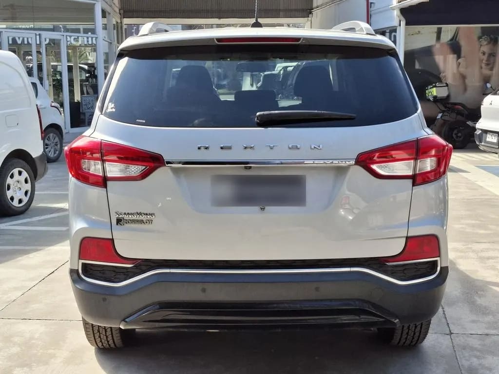 Ssangyong Rexton At 2.2 año 2018