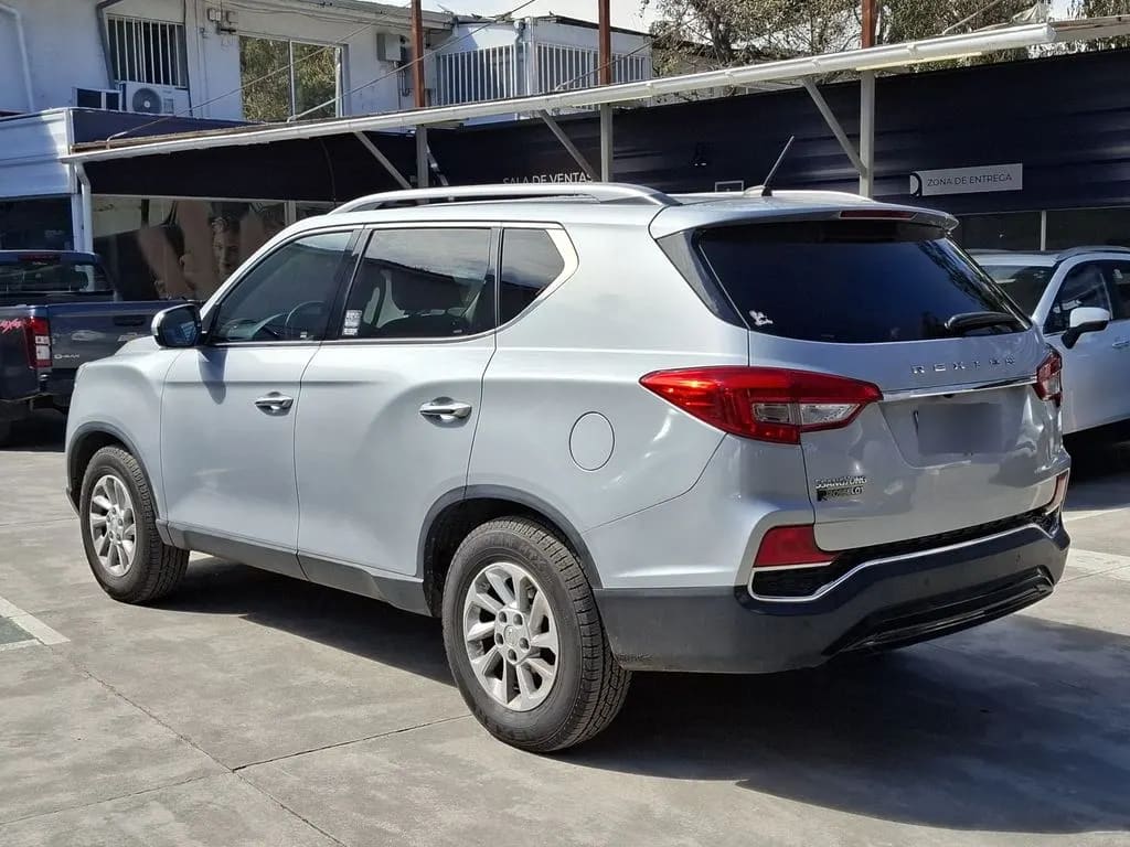 Ssangyong Rexton At 2.2 año 2018