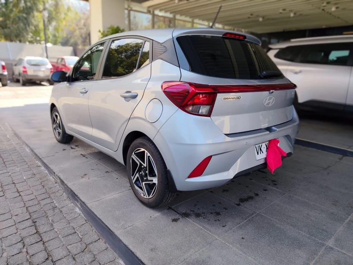HYUNDAI GRAND I-10 1.2 Ai3 Hb Plus Fl At año 2026