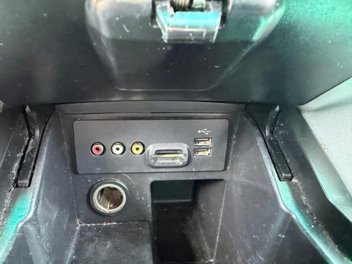 Ford Explorer 4x2 At 3.5 3 Corridas año 2014