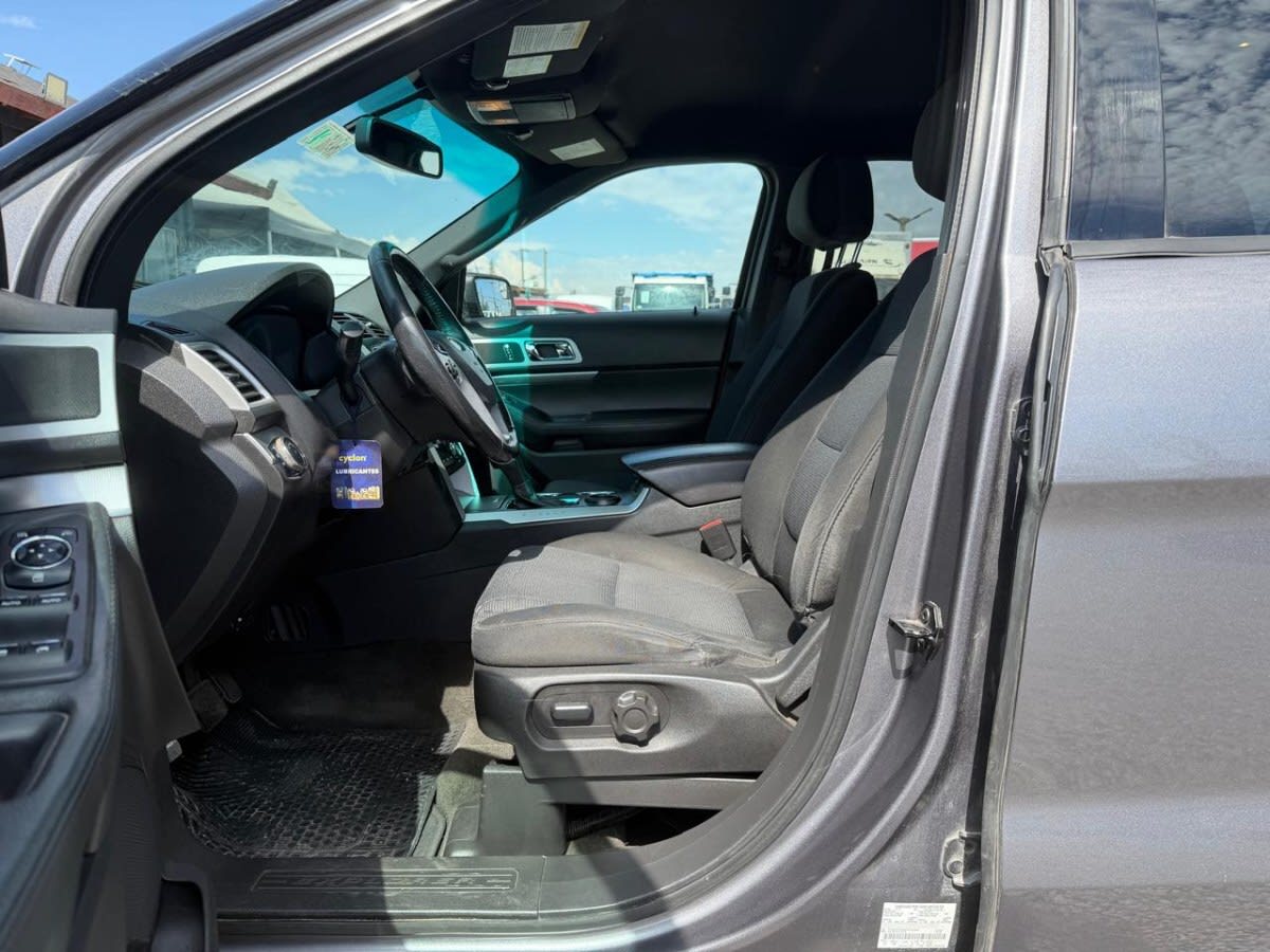 Ford Explorer 4x2 At 3.5 3 Corridas año 2014