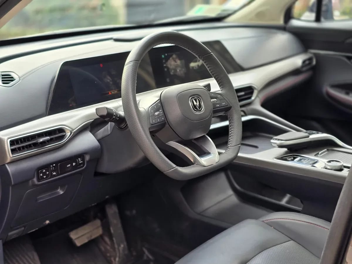 Changan UNI-T 1.5 Elite At año 2024
