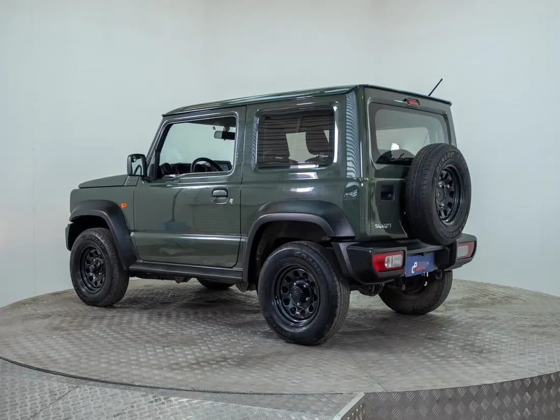 Suzuki Jimny 3p 1.5 Gl At 4x4 año 2022