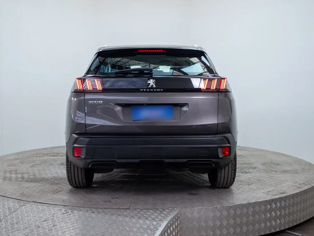 Peugeot 3008 3008 1.2 Active Pack Puretech 130 Mt año 2021