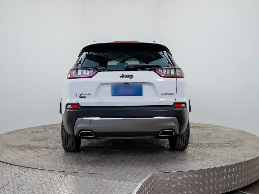 Jeep Cherokee 3.2 Limited At 4x4 año 2020