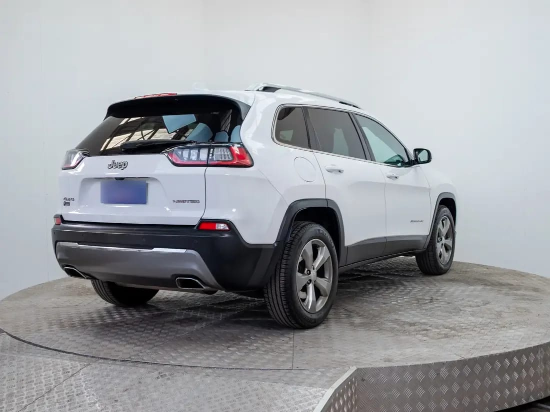 Jeep Cherokee 3.2 Limited At 4x4 año 2020