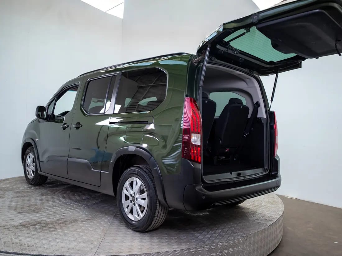 Peugeot Rifter 1.5 Allure Bluehdi 130 At Diesel año 2026