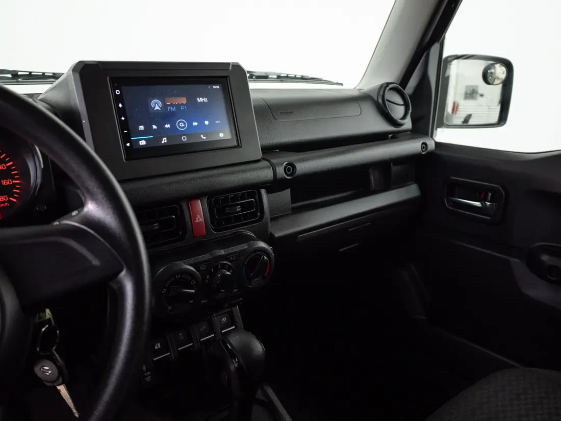 Suzuki Jimny 3p 1.5 Gl At 4x4 año 2022