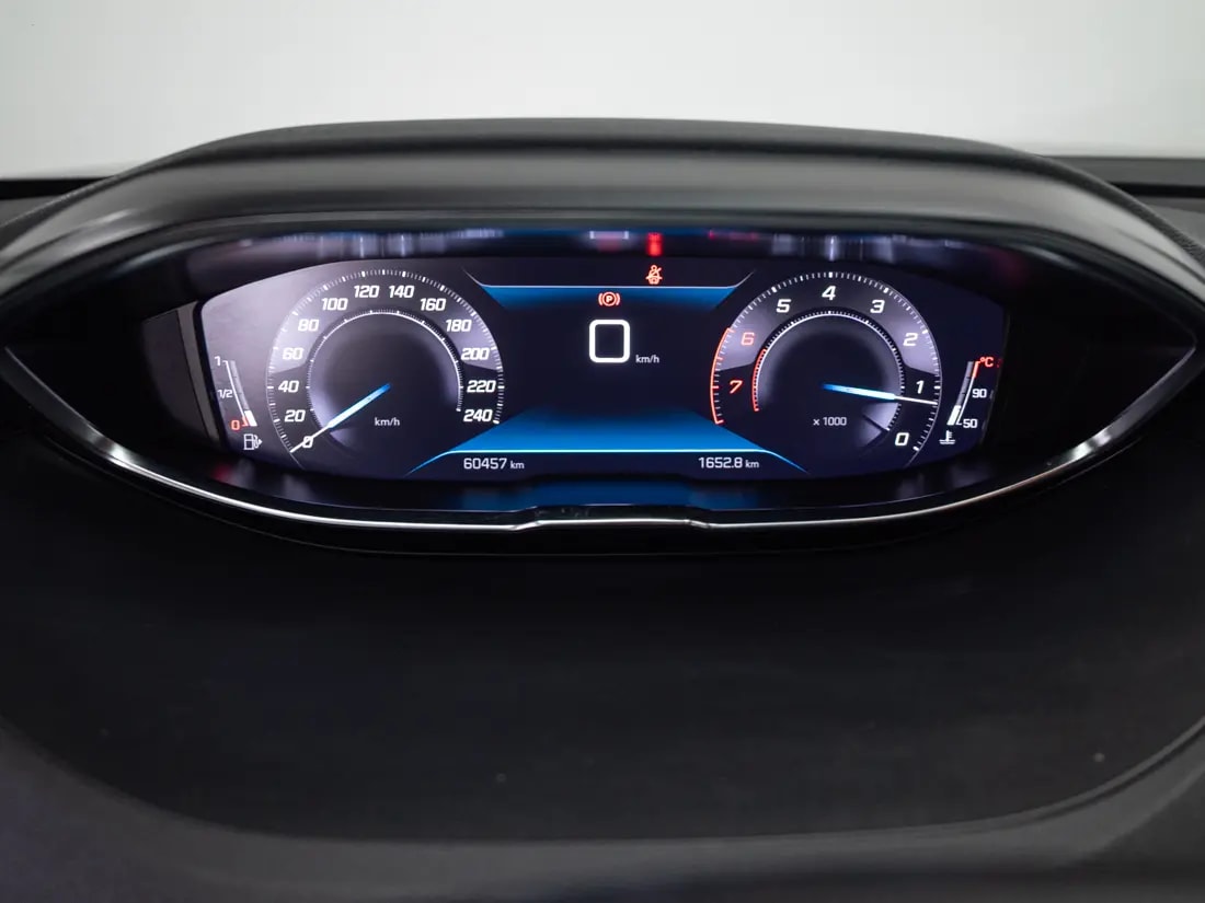 Peugeot 3008 3008 1.2 Active Pack Puretech 130 Mt año 2021