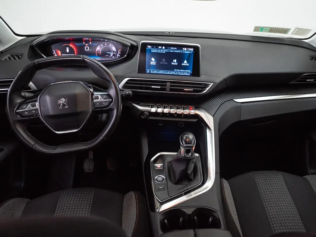 Peugeot 3008 3008 1.2 Active Pack Puretech 130 Mt año 2021