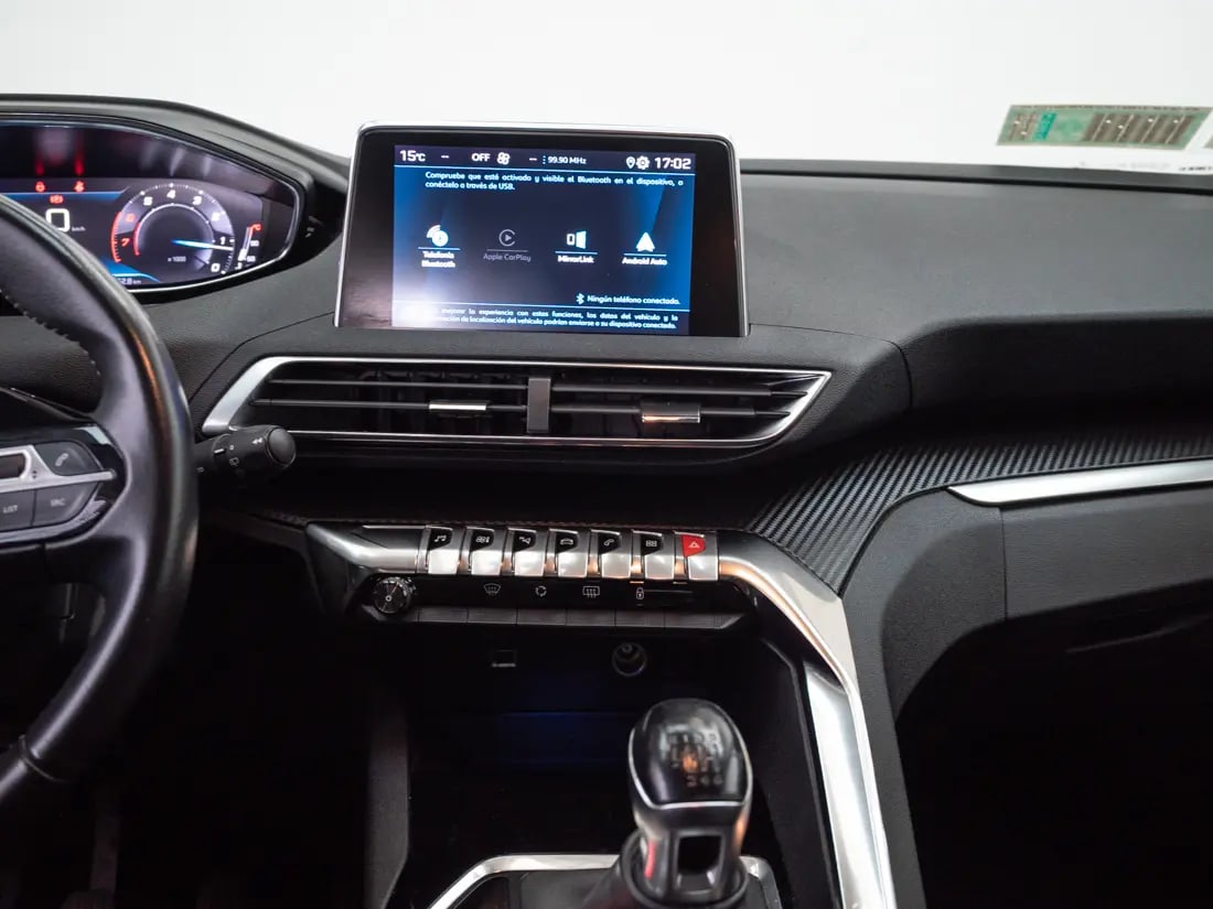 Peugeot 3008 3008 1.2 Active Pack Puretech 130 Mt año 2021