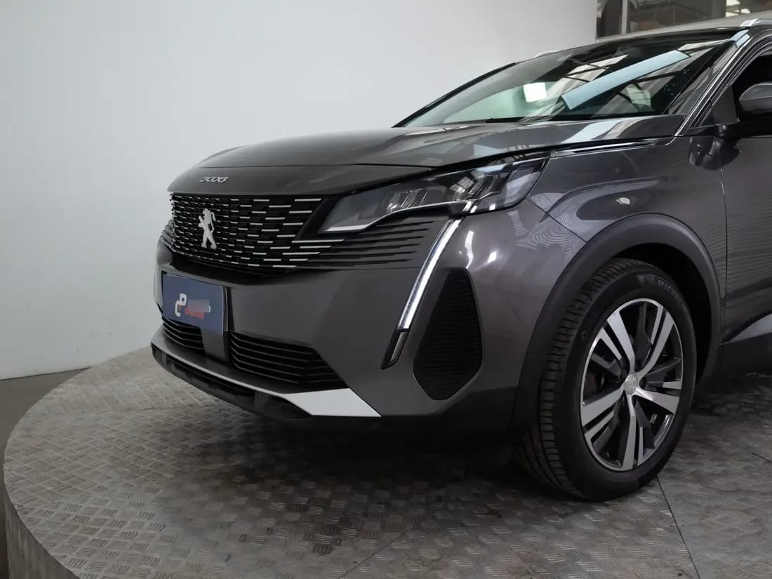 Peugeot 3008 3008 1.2 Active Pack Puretech 130 Mt año 2021