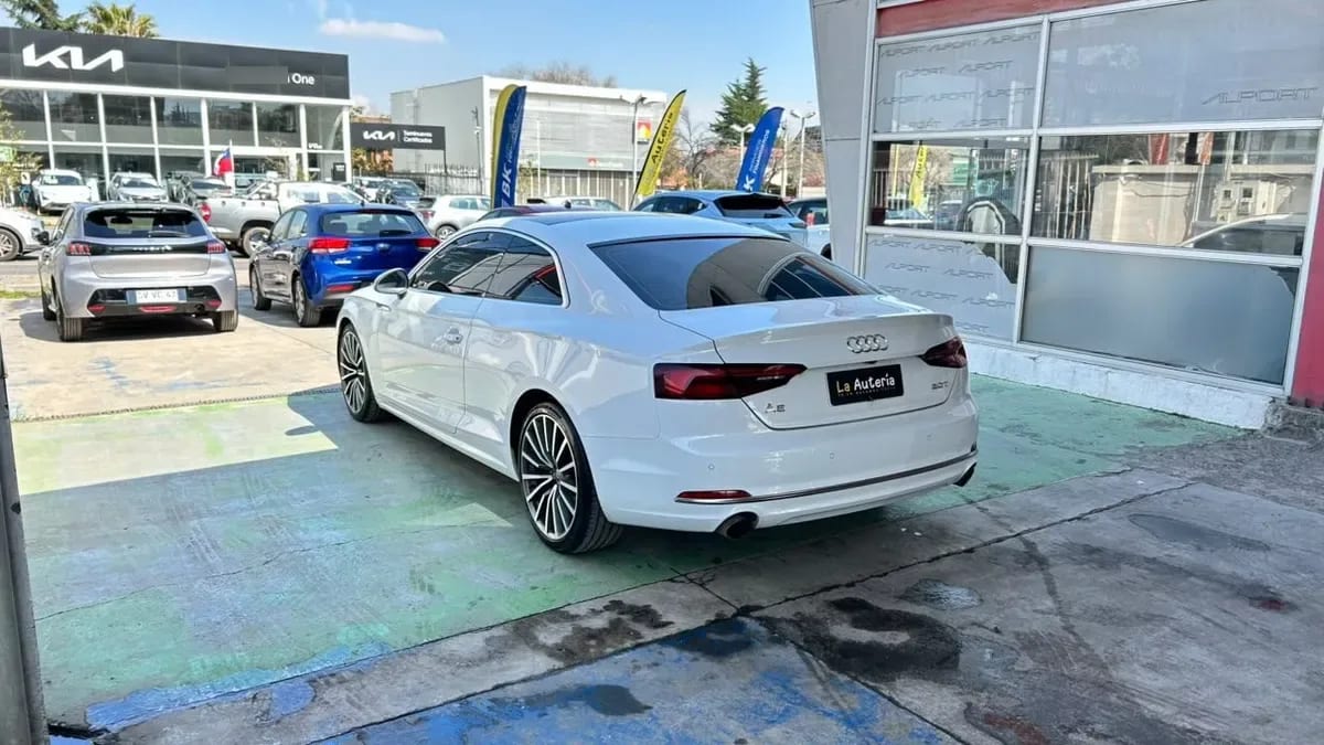 Audi A5 Coupe Sport 2.0 Tfsi At año 2018
