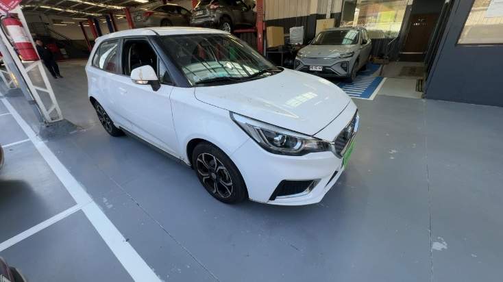 MG Mg 3 1.5 Comfort 4x2 Hb At 5p año 2023