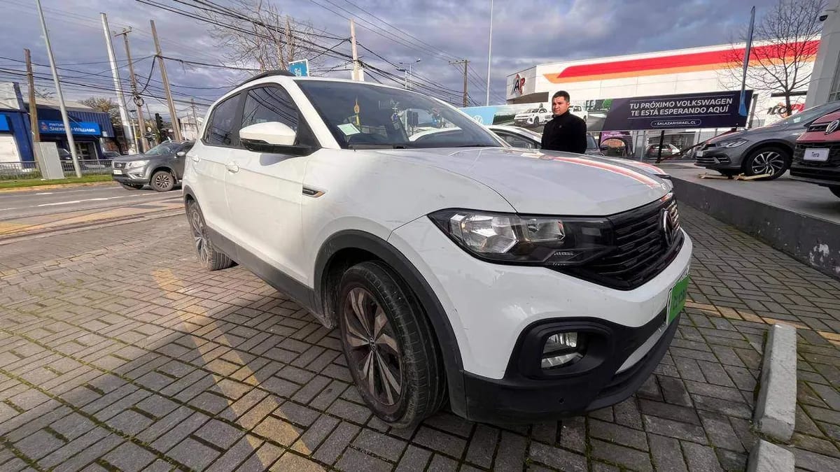 Volkswagen T-Cross 1.0 Tsi Comfortline 4x2 Mt5 5p año 2022