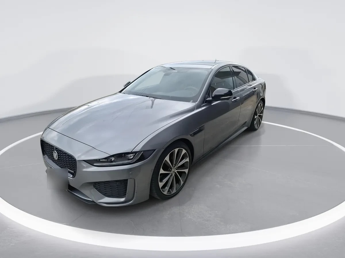 Jaguar Xe 2.0 R Dynamic S Rwd 4x2 250hp At 4p año 2024