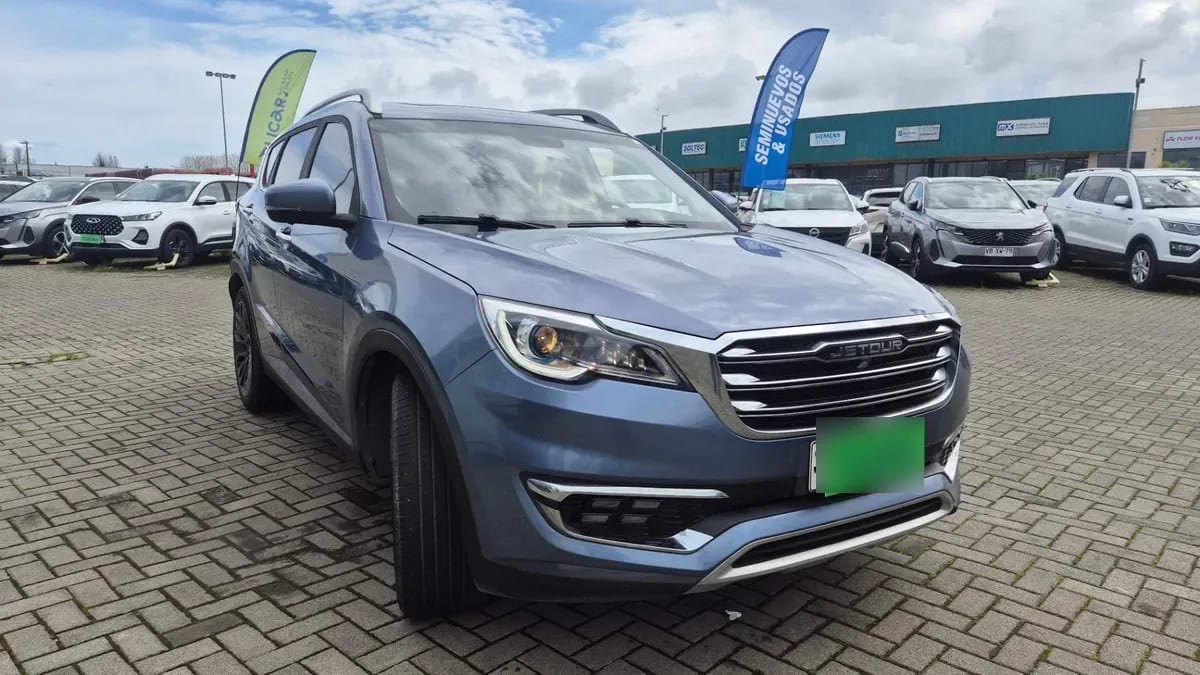 Jetour X70 1.5t Plus 4x2 At 5p año 2023