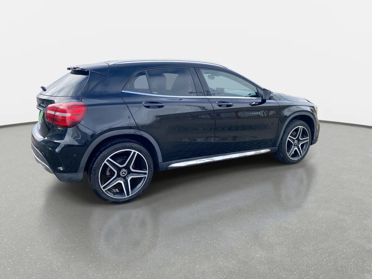 Mercedes-Benz Gla 250 2.0 4matic 4x4 At 5p año 2019
