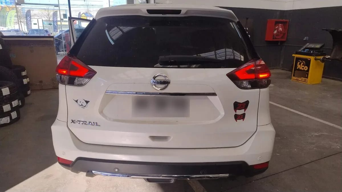 Nissan X-Trail 2.5 Sense Mc 4x2 Cvt At 5p año 2022