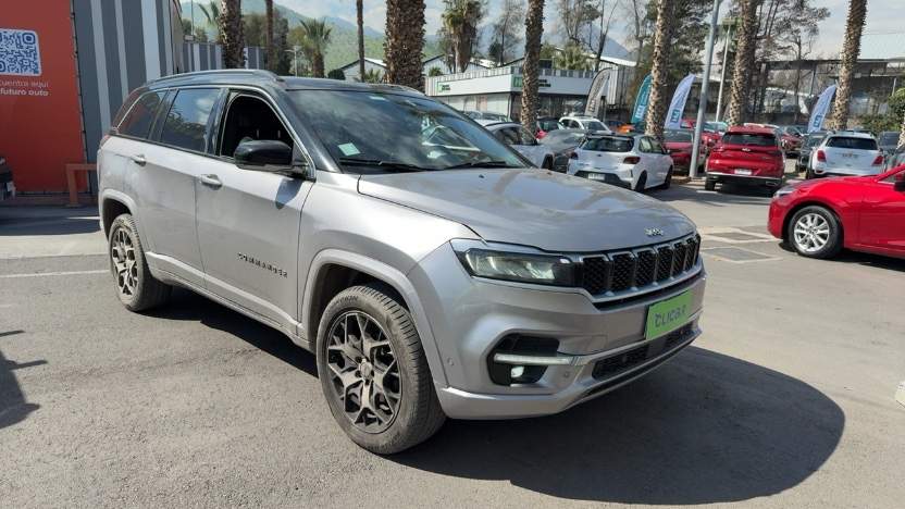 Jeep Commander 2.0t Overland Td380 Dies 4x4 9at 5p año 2024