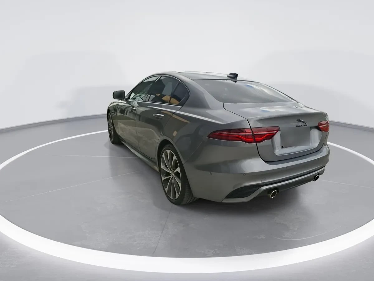 Jaguar Xe 2.0 R Dynamic S Rwd 4x2 250hp At 4p año 2024