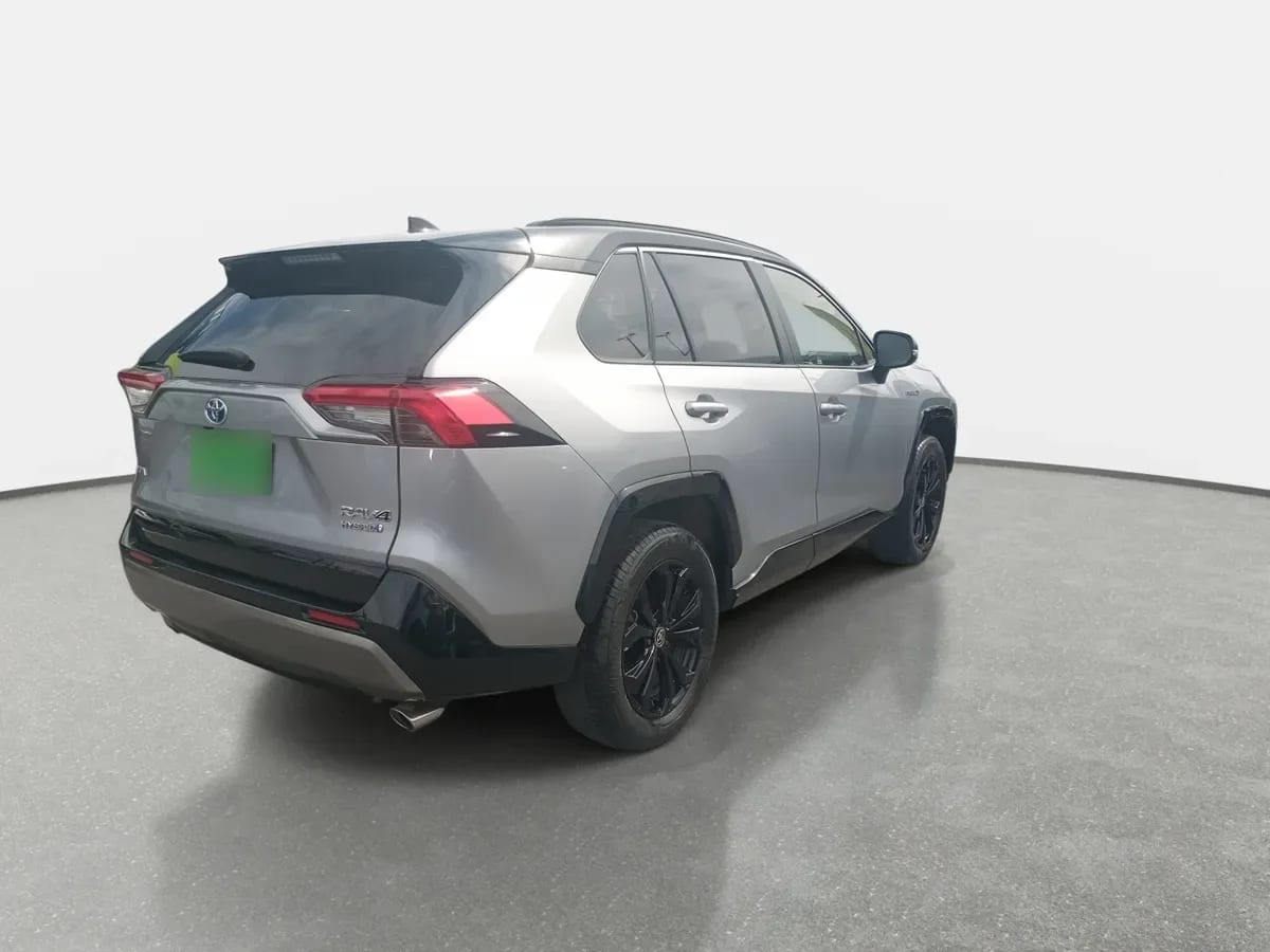 Toyota Rav 4 2.5 Xse Hybrid 4x2 Cvt At 5p año 2024