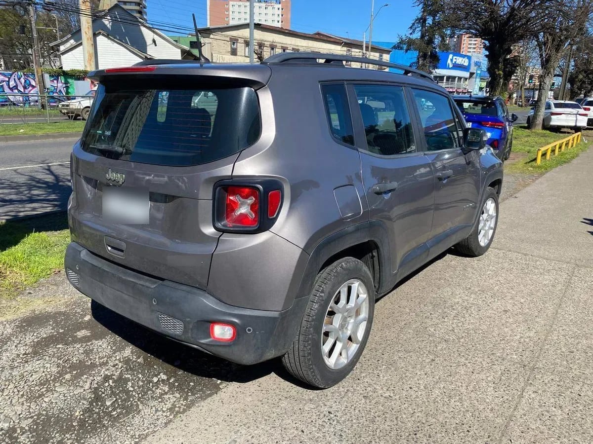 Jeep Renegade 1.8 Sport Lx 4x2 Radio 5 Mt 5p año 2019