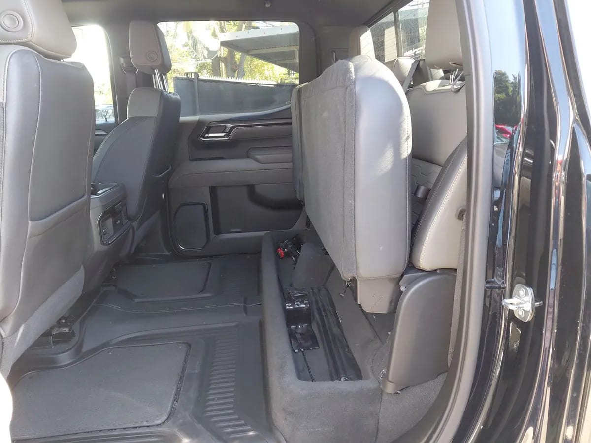 Chevrolet Silverado 6.2 Zr2 4x4 At 4p año 2023