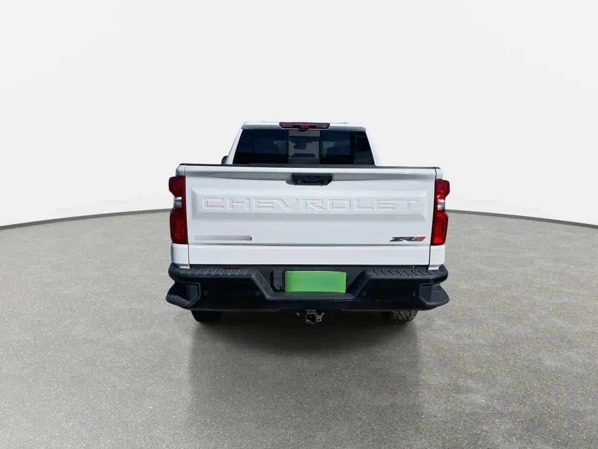 Chevrolet Silverado 6.2 Zr2 4x4 At 4p año 2023