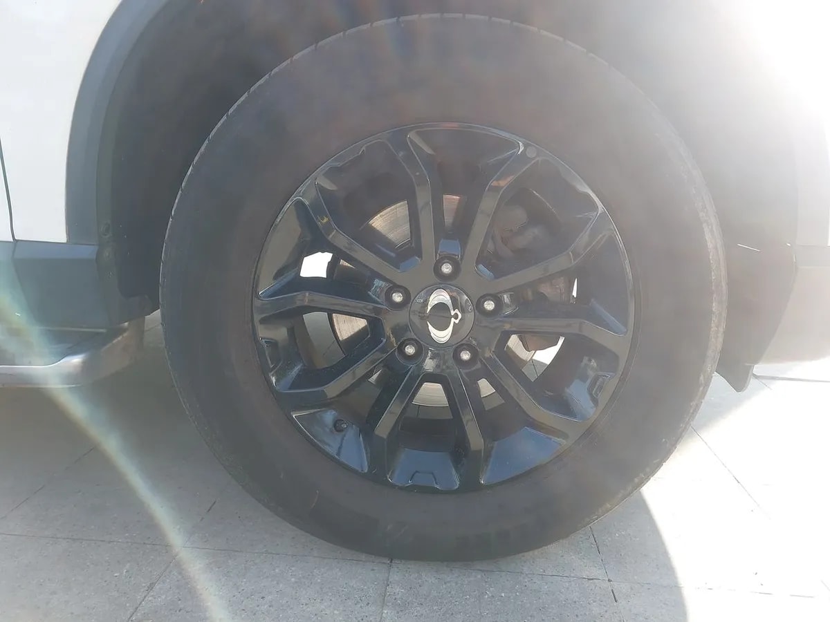 Ssangyong Rexton 2.2 Yrx201 Diesel 4x2 At 5p año 2018