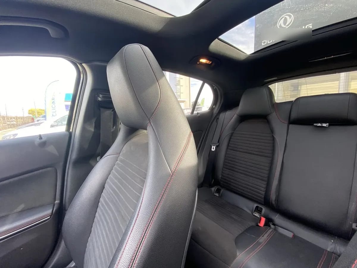 Mercedes-Benz Gla 250 2.0 4matic 4x4 At 5p año 2019