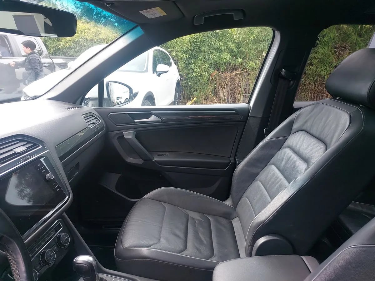 Volkswagen Tiguan 2.0 Tsi Limited 4motion 4x4 At 5p año 2019