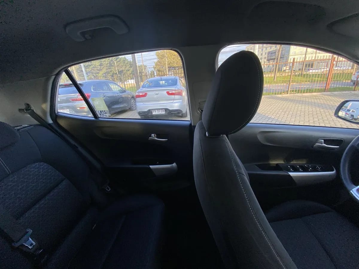Kia Morning 1.0 Ex 4x2 Hb Abs 5mt 5p año 2022