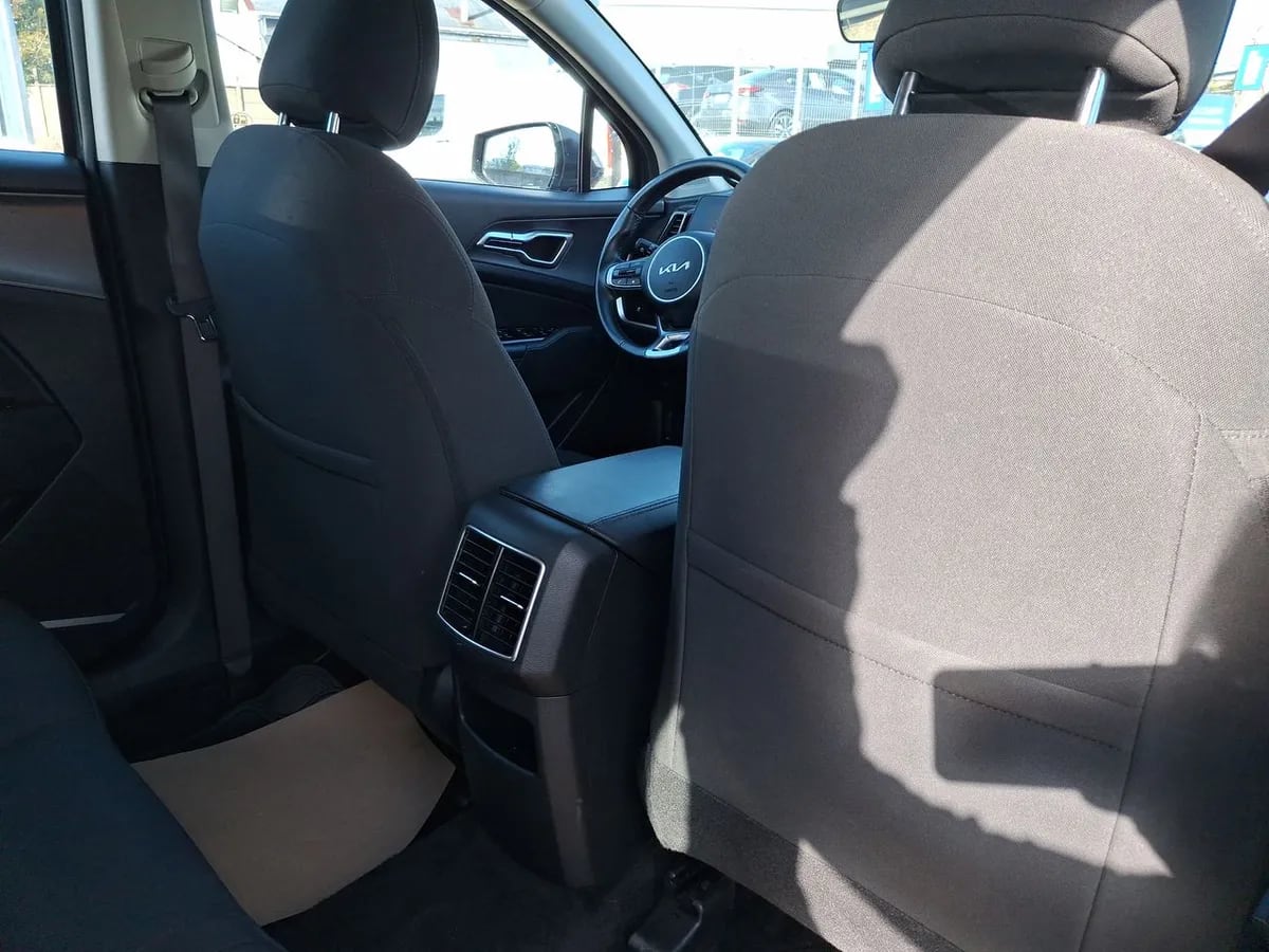 Kia Sportage 2.0 Ex Dies 2wd 8at 5p año 2025