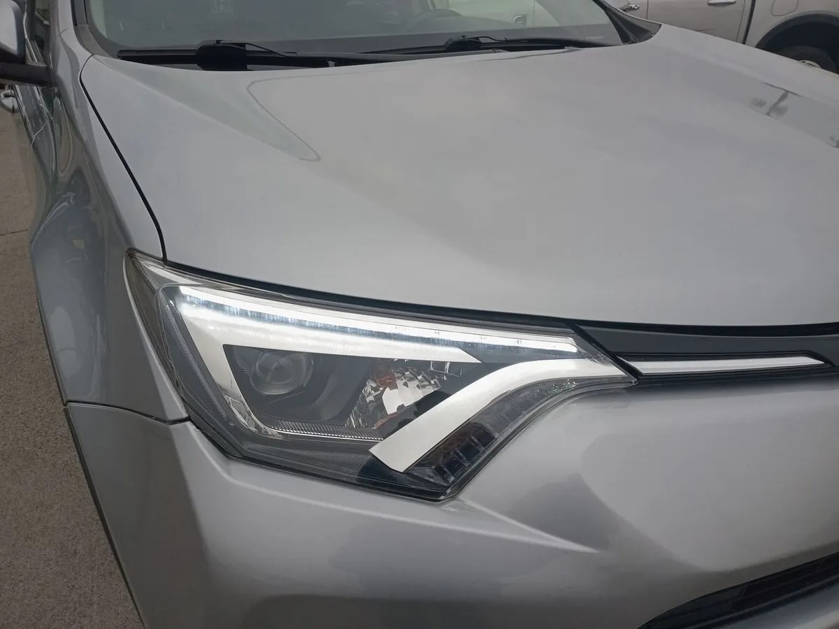 Toyota Rav 4 2.5 Adventure 4x4 At 5p año 2019