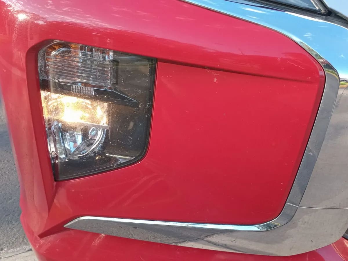 Mitsubishi L200 2.2 Katana Crt Diesel Dob. Cab. 4x4 Mt 4p año 2024