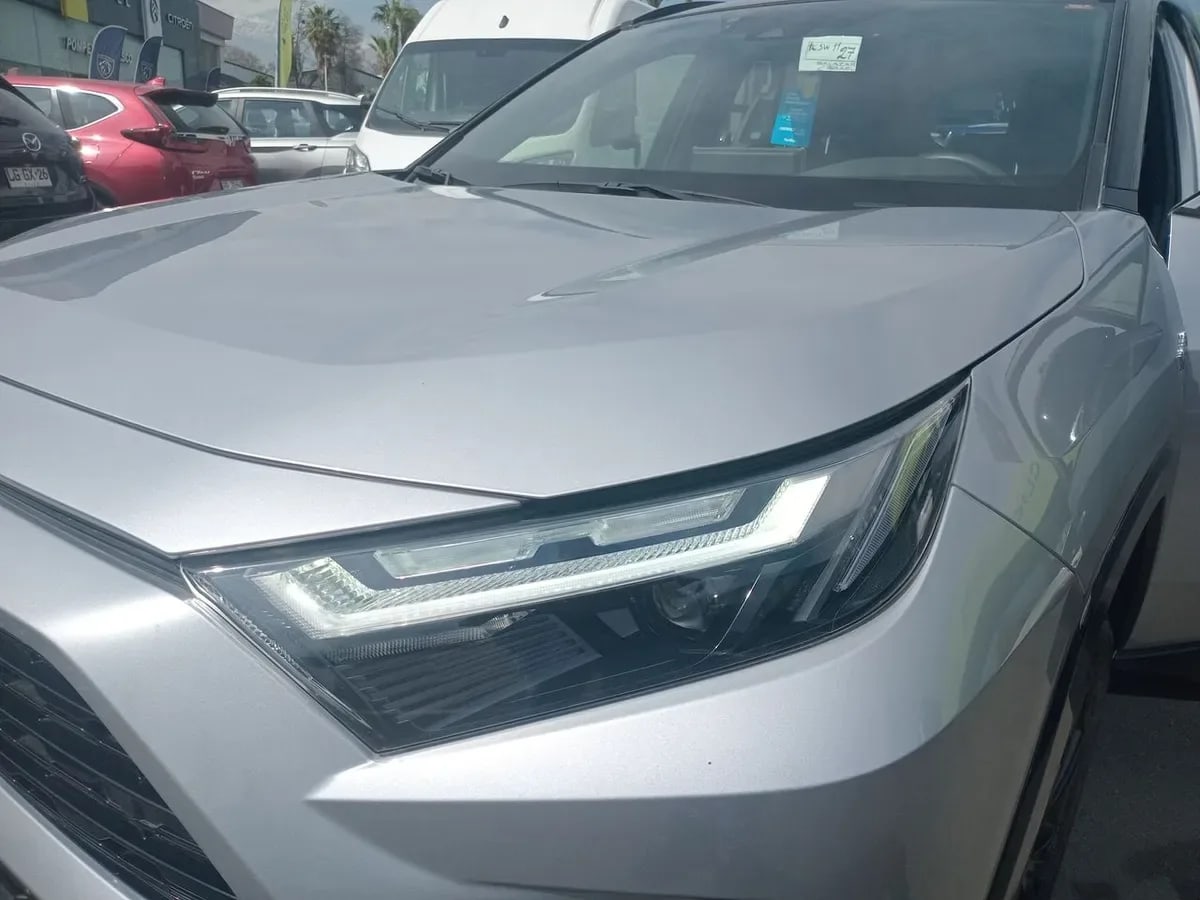 Toyota Rav 4 2.5 Xse Hybrid 4x2 Cvt At 5p año 2024