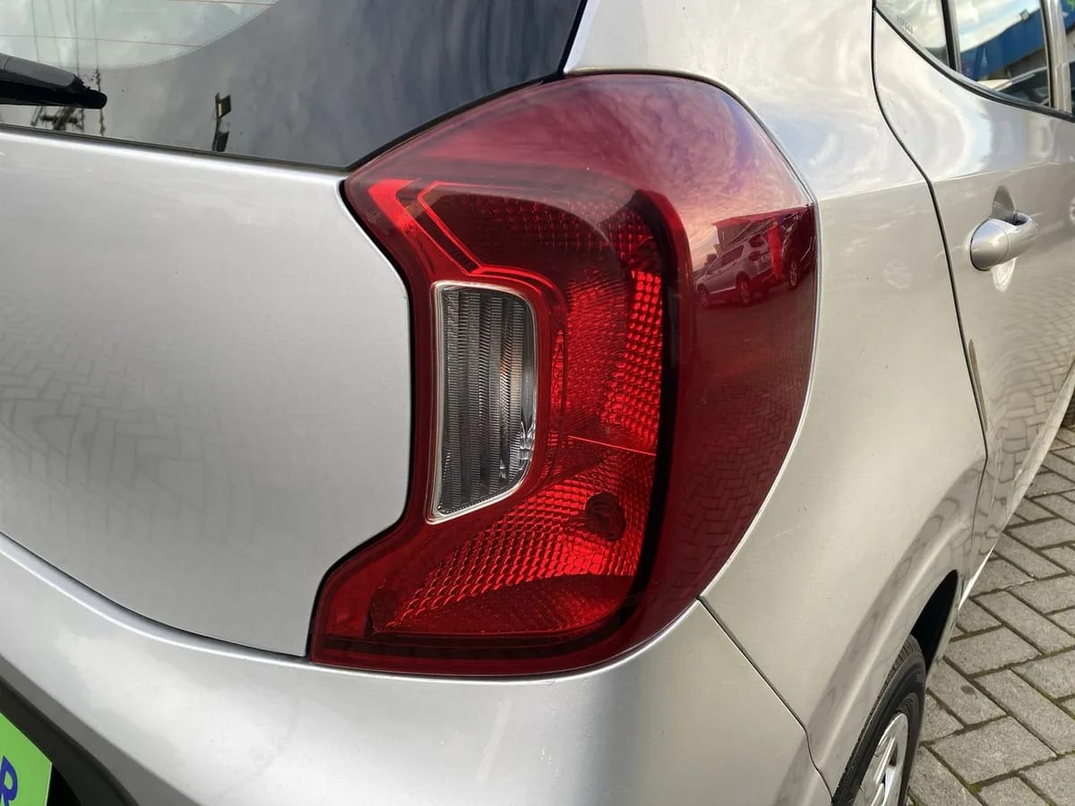 Kia Morning 1.0 Ex 4x2 Hb Abs 5mt 5p año 2022