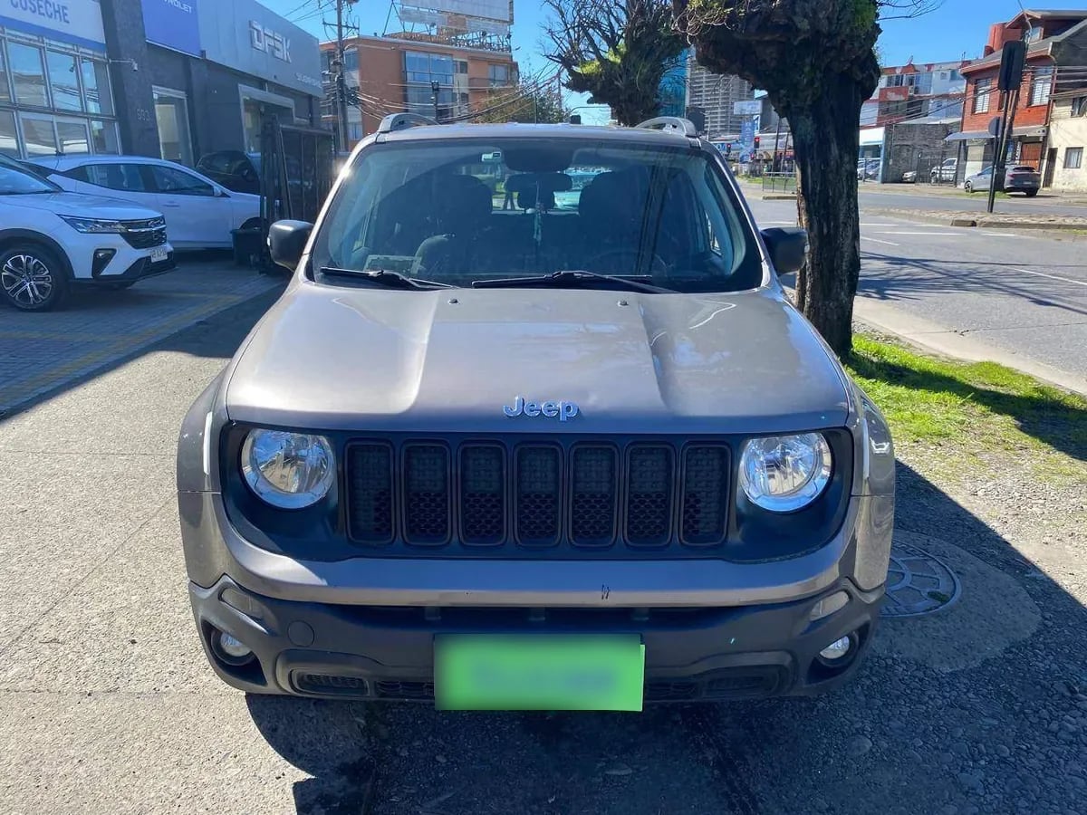 Jeep Renegade 1.8 Sport Lx 4x2 Radio 5 Mt 5p año 2019