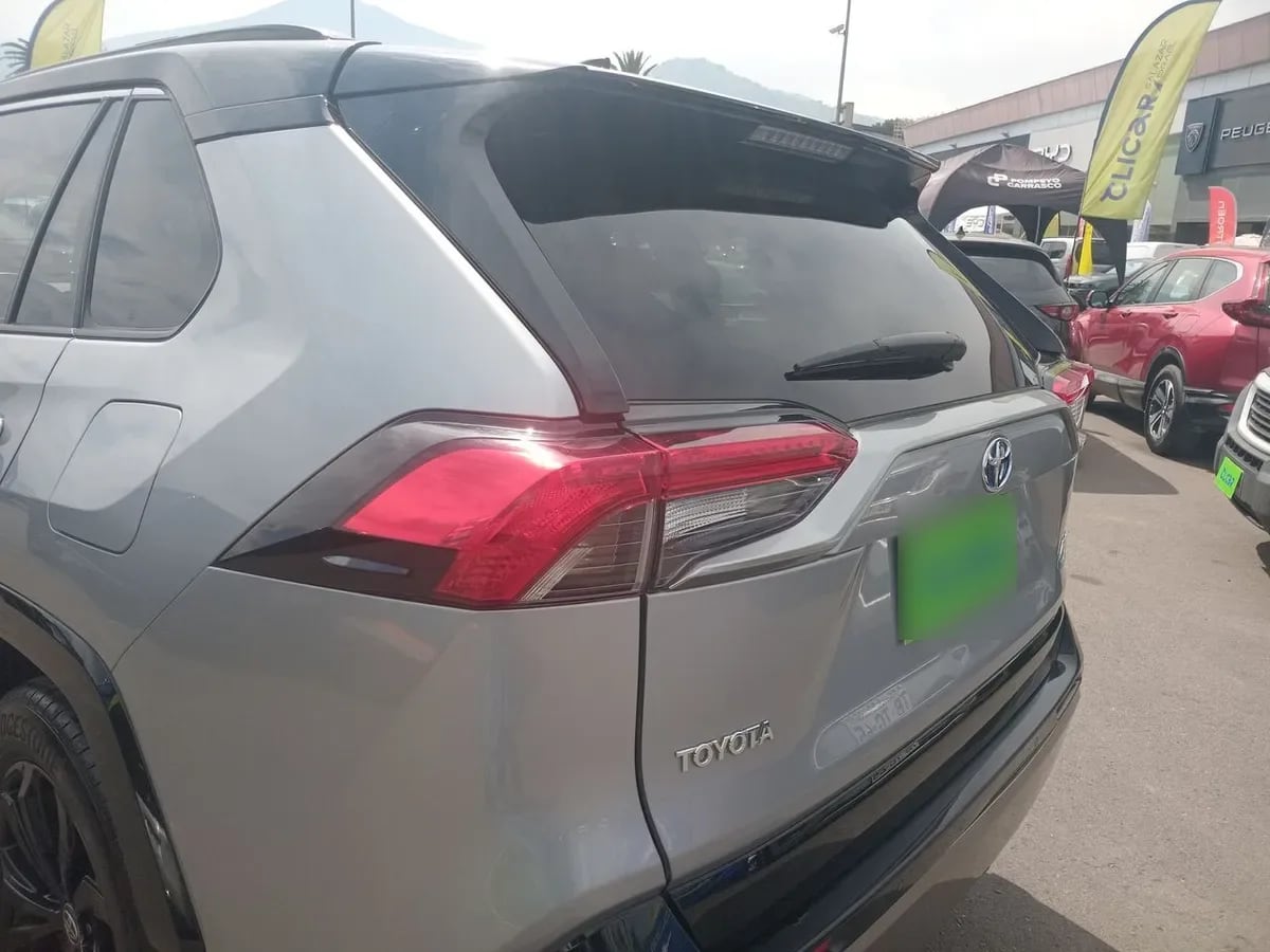 Toyota Rav 4 2.5 Xse Hybrid 4x2 Cvt At 5p año 2024