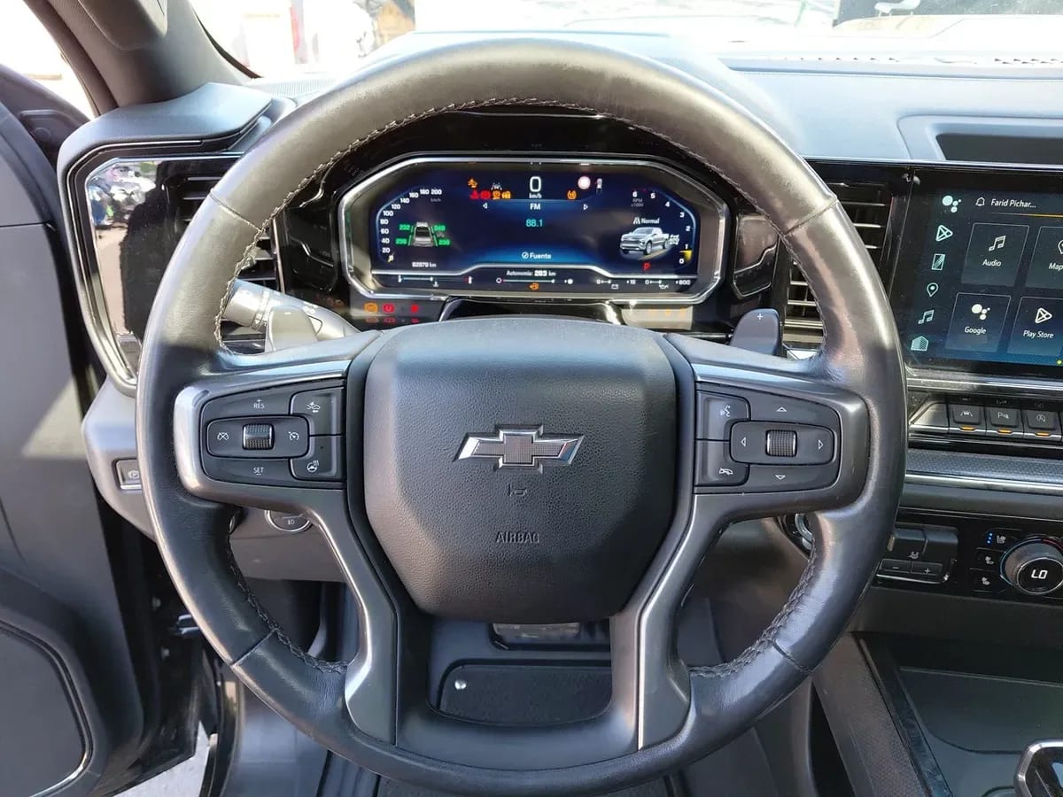 Chevrolet Silverado 6.2 Zr2 4x4 At 4p año 2023
