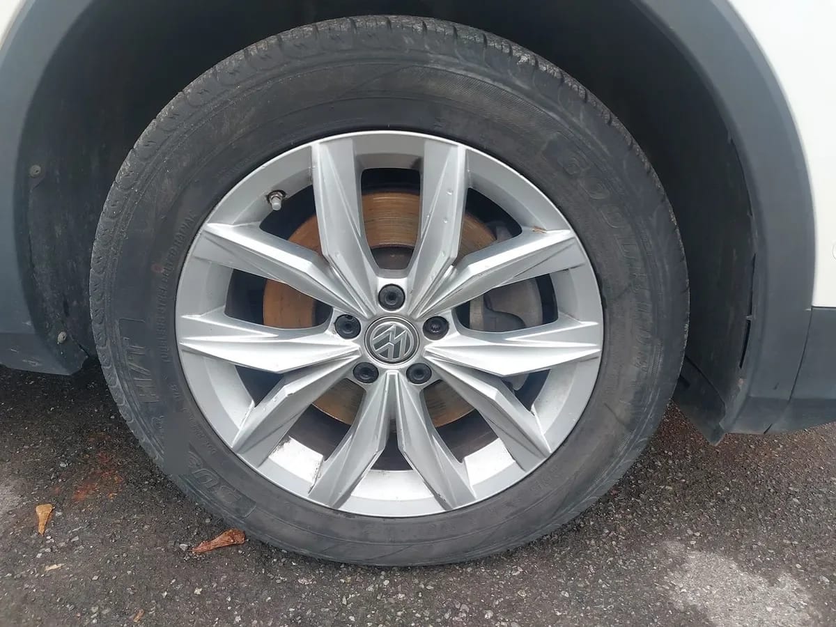 Volkswagen Tiguan 2.0 Tsi Limited 4motion 4x4 At 5p año 2019