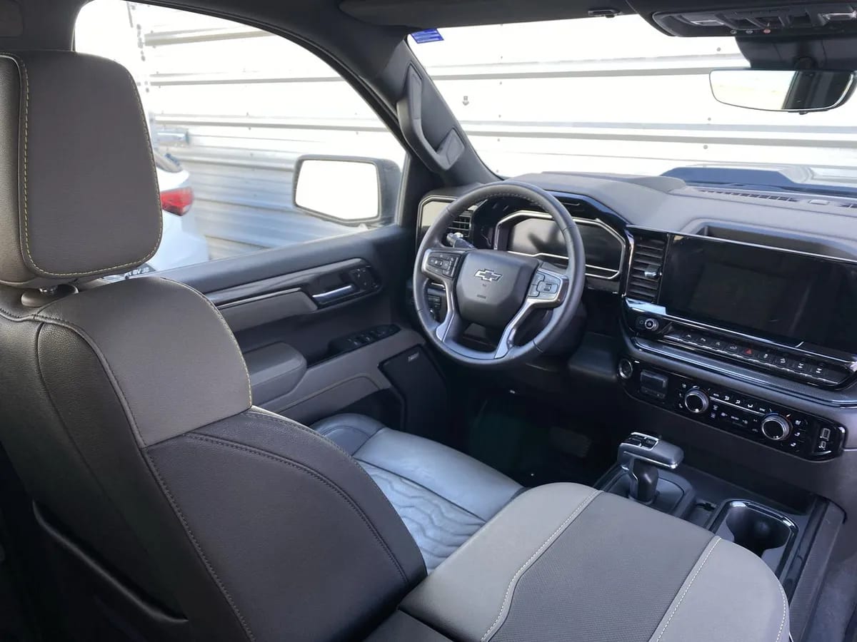 Chevrolet Silverado 6.2 Zr2 4x4 At 4p año 2023