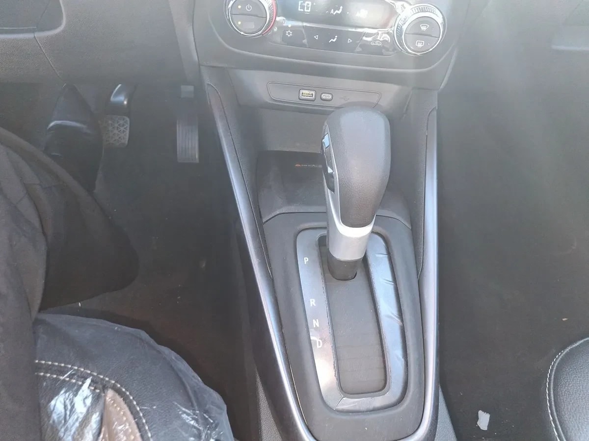 Chevrolet Tracker 1.2t Premier T 4x2 At 5p año 2026