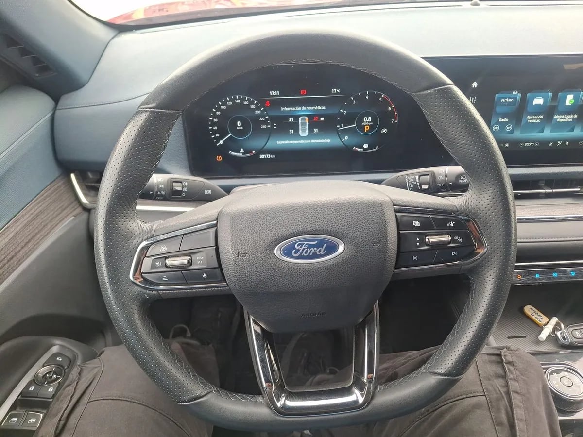 Ford Territory 1.5 Titanium 4x2 At 5p año 2024