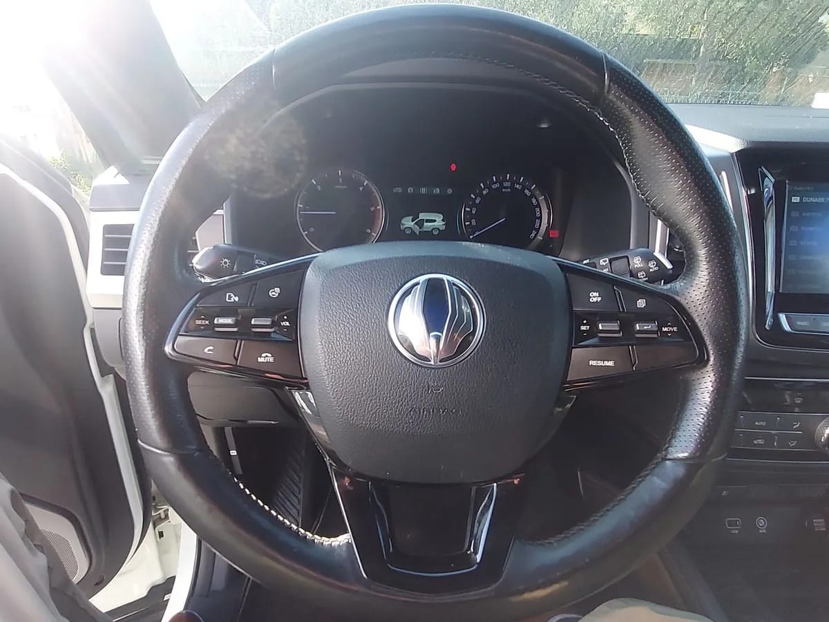 Ssangyong Rexton 2.2 Yrx201 Diesel 4x2 At 5p año 2018